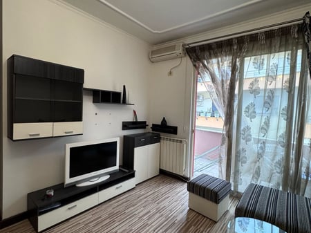 Affittasi appartamento 2+1, Lago secco vicino al Radison, 550 euro.
