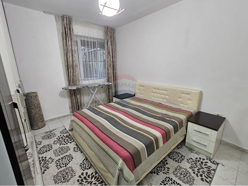 Apartment 2+1 with Yard for Sale on Elbasan Street