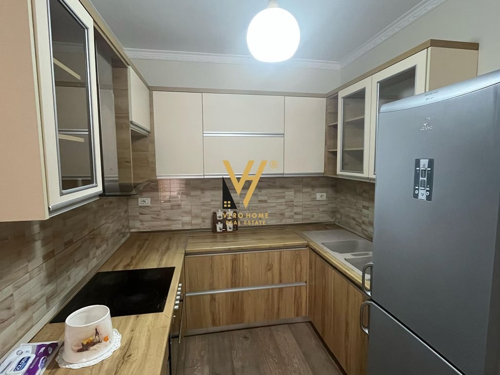 VENDESI APPARTAMENTO 2+1+BLK A YZBERISHT 156.000 EURO