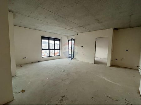 2+1+2 APARTMENT FOR SALE AT KOMUNA E PARISIT