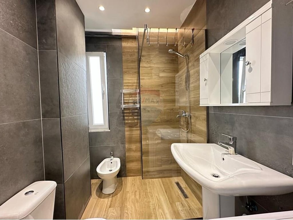 2+1 apartment for rent in Sauk