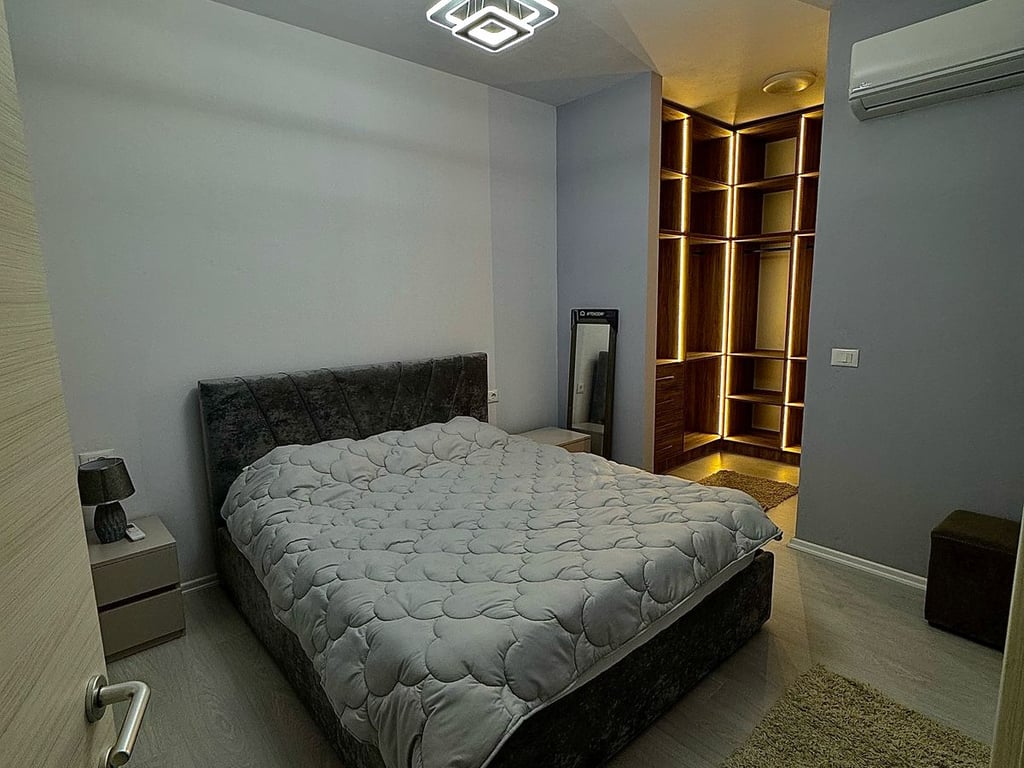 Jepet me qera Apartamenti 1+1 Astir (River Residence) Cmimi: 600euro