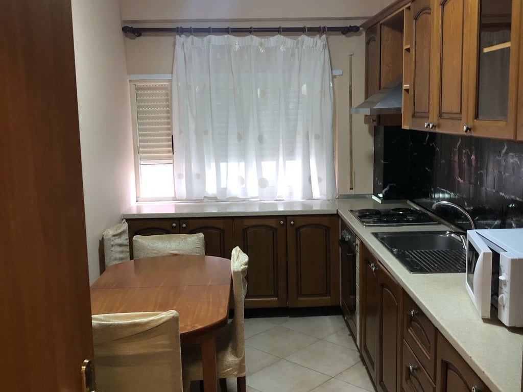 Apartament 2+1 me qira tek Ali Demi 500 Euro/Muaj