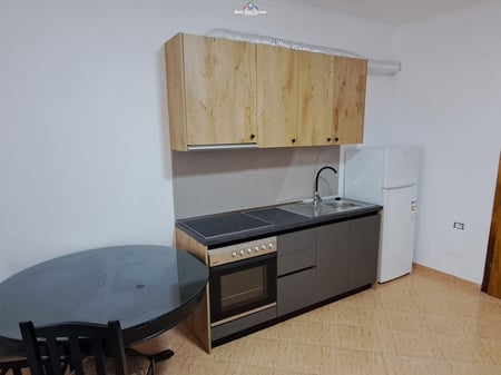 Villa Unifamiliare In Affitto 1+1 In Via Dibra (ID BV22415) Tirana