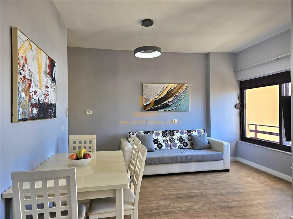 For sale, a super 1+1 apartment with a sea view in Saranda.