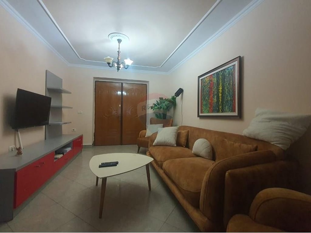 Apartament 2+1 me Qira pran Vasil Shantos 600€