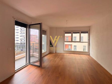 JEPET APARTAMENT 2+1+2 ME QERA NE DON BOSKO 600 EURO