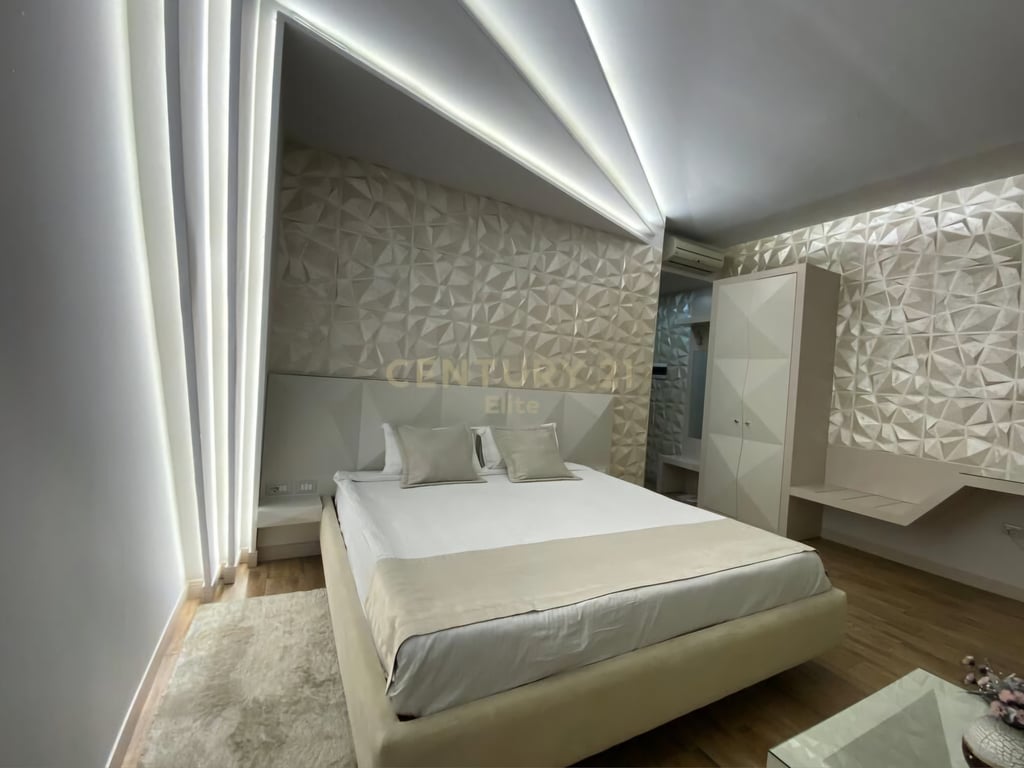 INVESTIMENTO ESCLUSIVO! HOTEL PREMIUM NEL CUORE DI TIRANA