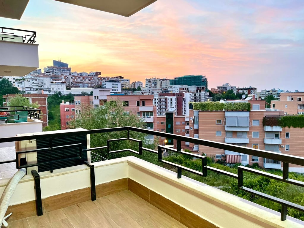 Appartamento in affitto 2+1+2 presso il Giardino Botanico.