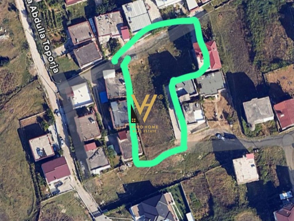 SHITET TOKE 1.000 M2 TEK AUTOSTRADA TR-EL 300.000 EURO