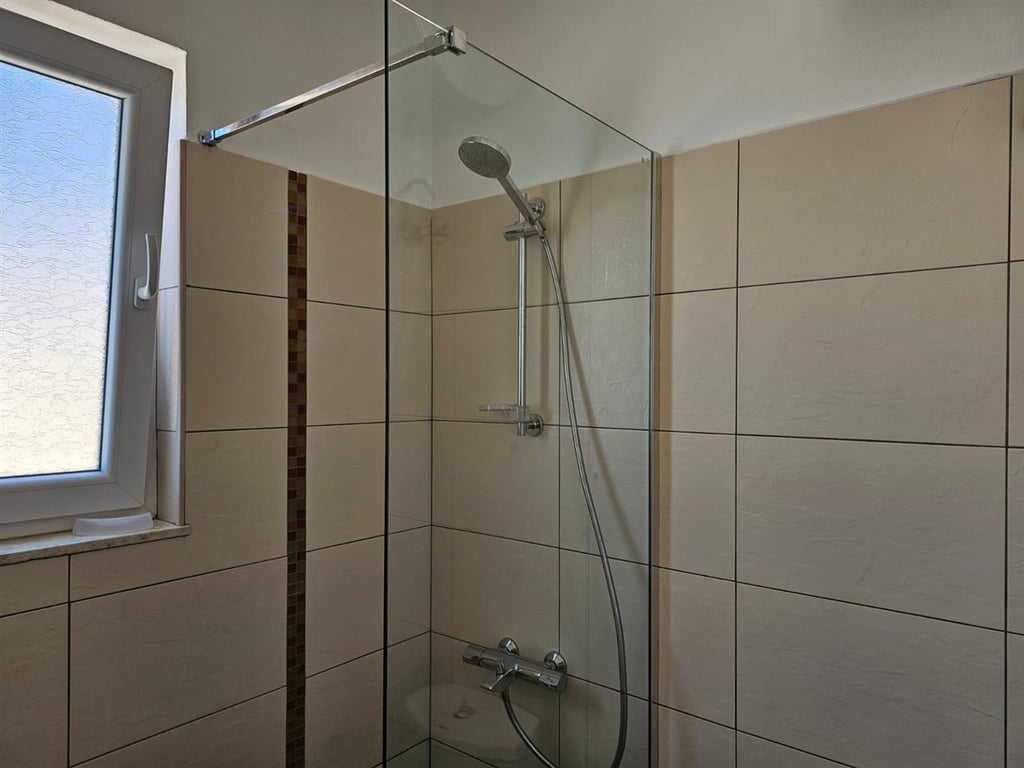 Apartment 2+1 for sale in Saranda with a sea view.