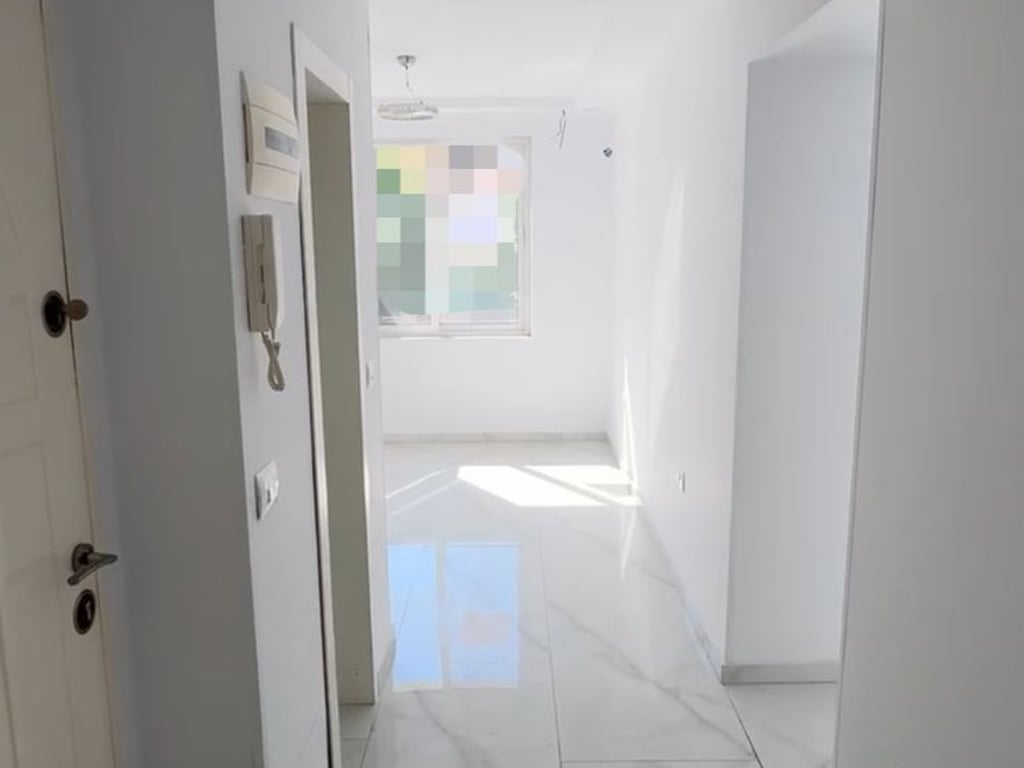 Zyre me qera tek Rruga e Dibres (ID BZ2600) Tirane