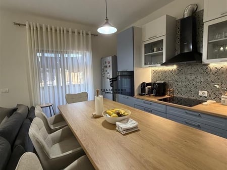 SHITET APARTAMENT 1+1 KINOTUDIO 110.000 EURO
