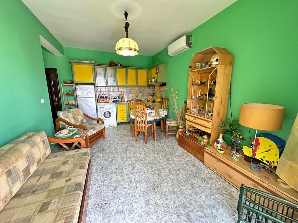 VENDESI APPARTAMENTO 1+1 PRIMA LINEA MARE PRESSO ROTA ROSSA!!