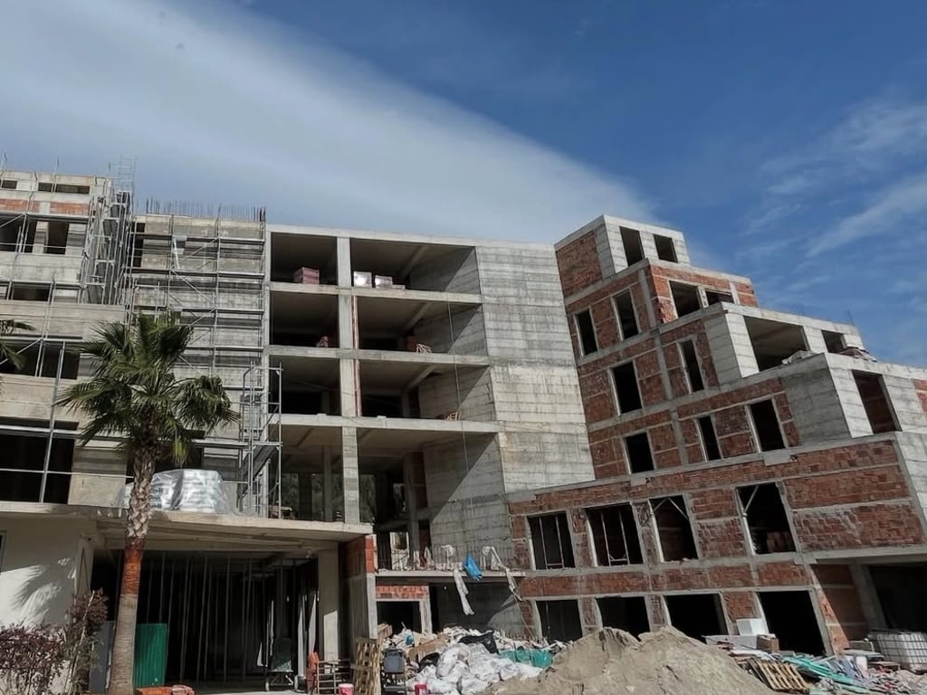 Vendesi appartamento 1+1 a Dhermi, vicino al mare.