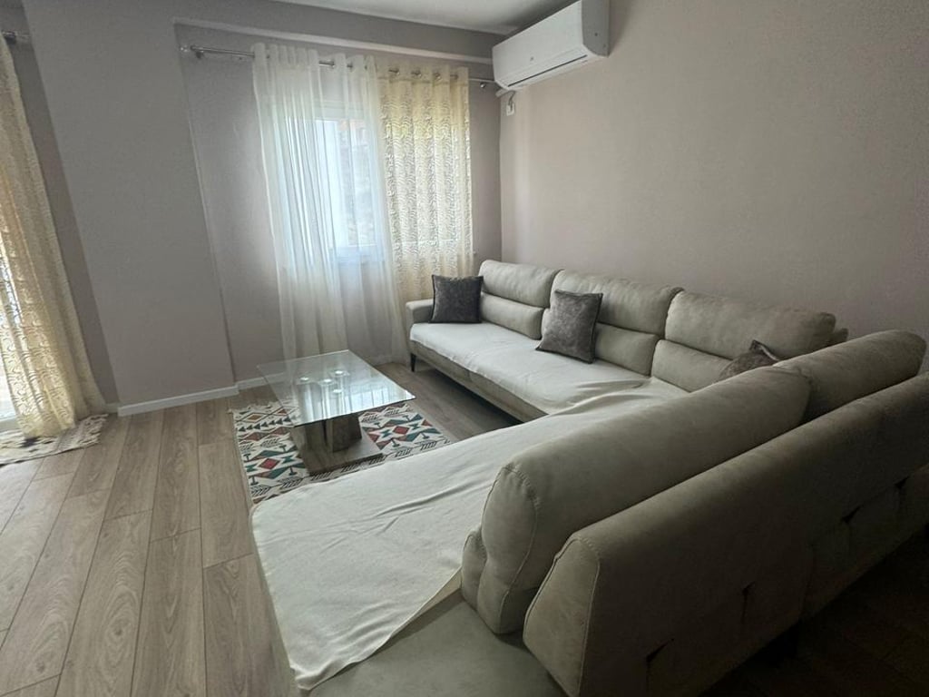 Apartament 2+1 per qera ne Fresk