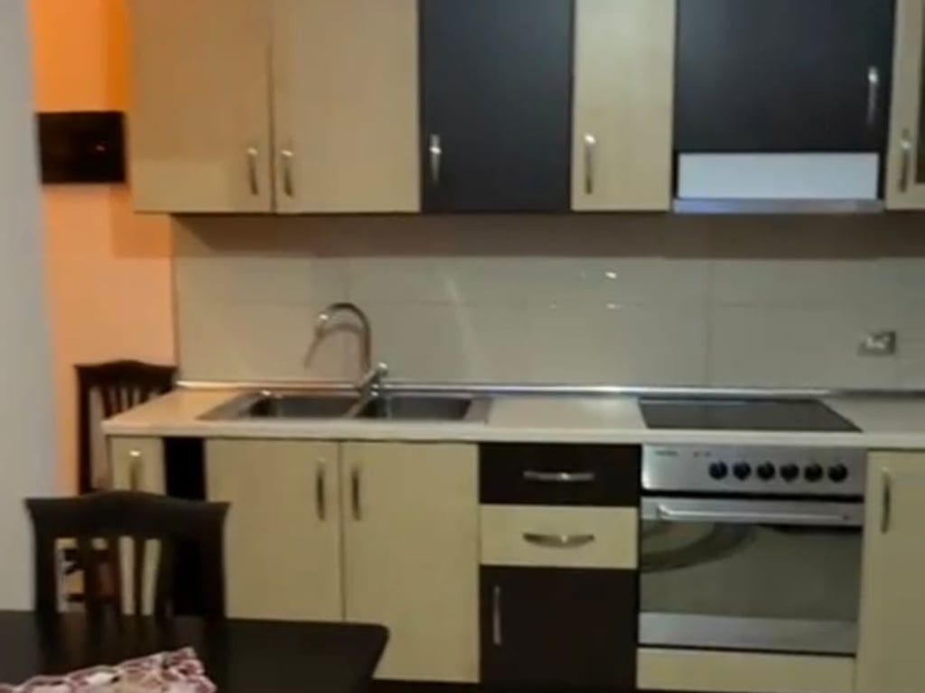 🔑Vendesi unità commerciale convertita in appartamento 1 +1 Via Saraceve