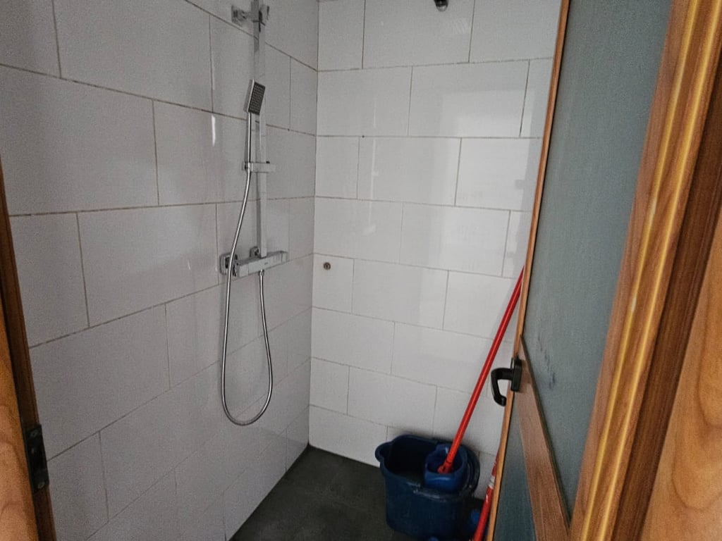 Apartament 2+1 perballe shkolles Harry Fultz, Stacioni i Trenit!