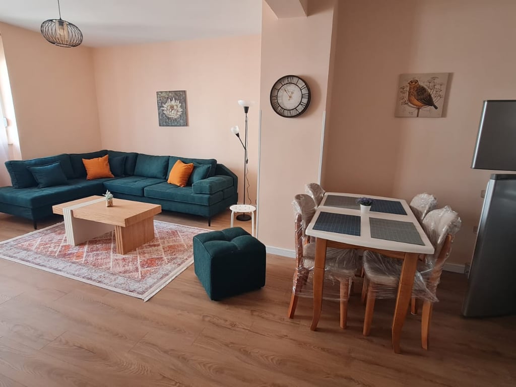 2+1 Apartment for Rent near Zogu i Parë Boulevard