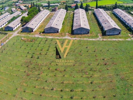 SHITET TOKE TRUALL 51.242 M2 NE ELBASAN 2.050.000 EURO