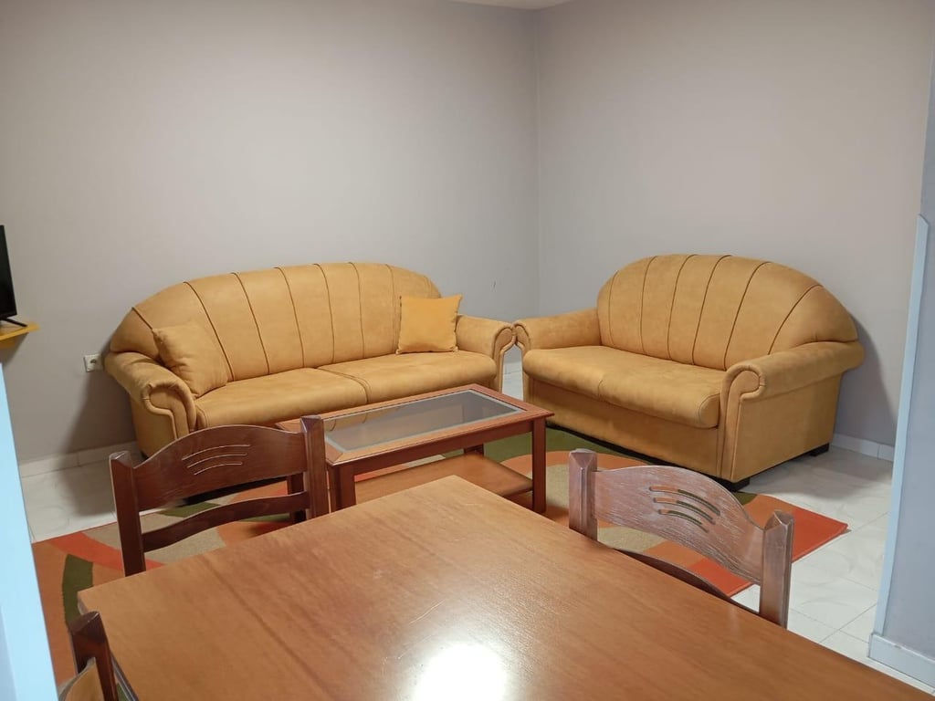 Apartament me qera te dispanseria