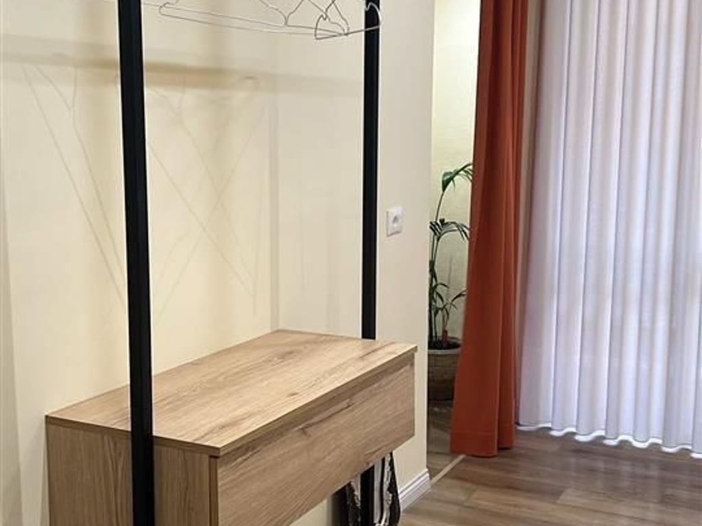 Affittasi appartamento 2+1 vicino al Pazar i Ri.