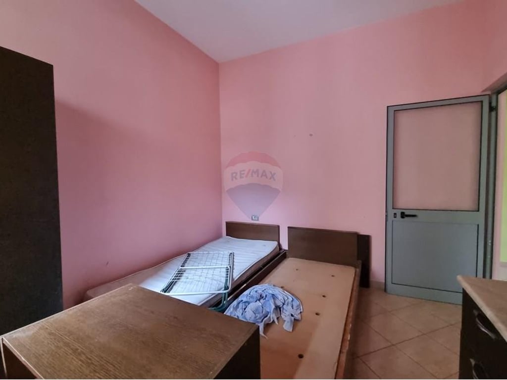 FOR SALE TWO APARTMENTS NEAR THE BALLET SCHOOL!