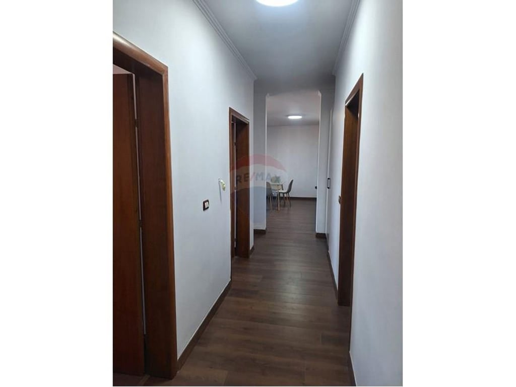 APARTAMENT NE SHITJE 2+1