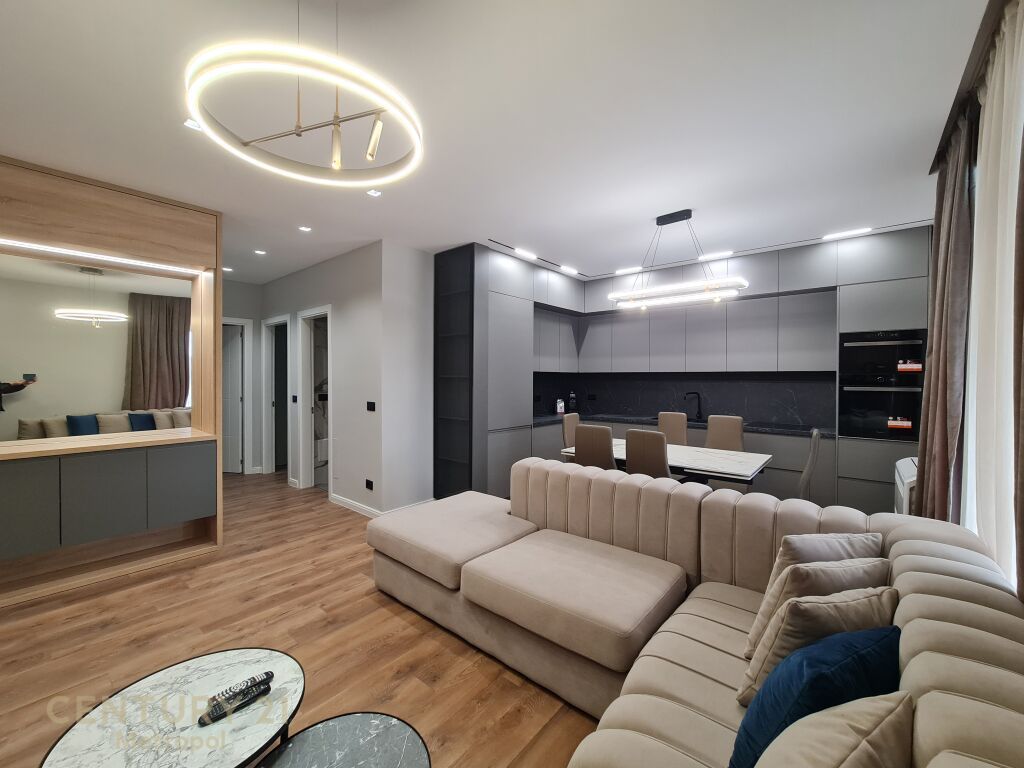 OFFRO IN AFFITTO APPARTAMENTO LUSSUOSO CON TERRAZZA 2+1+2 CON POSTO AUTO - TEG!