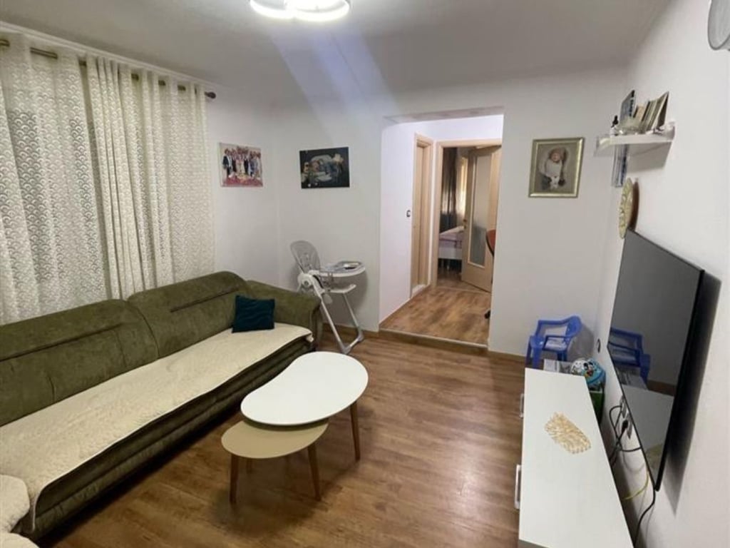 Appartamento in Affitto 2+1+2 a Mine Peza (ID B221300) Tirana