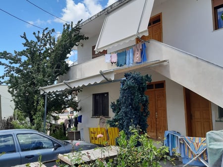 Shitet Vile 2 kateshe te Vilat Gjermane 330.000 euro