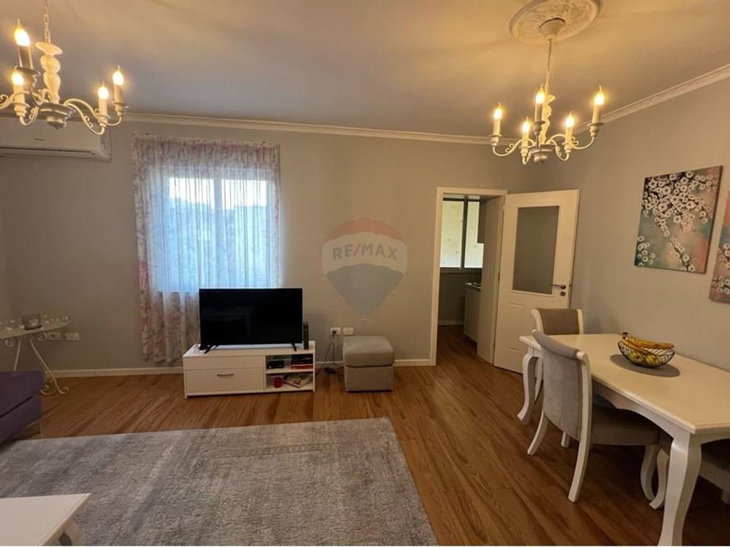 Apartament 1+1 me qira tek Rruga Fortuzi