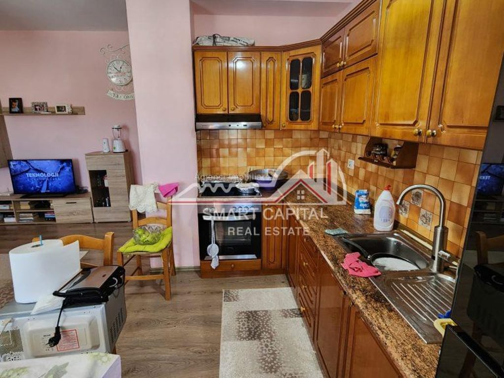 APARTMENT 3+1 FOR SALE AT GORISHTI BUILDINGS, VLORA!