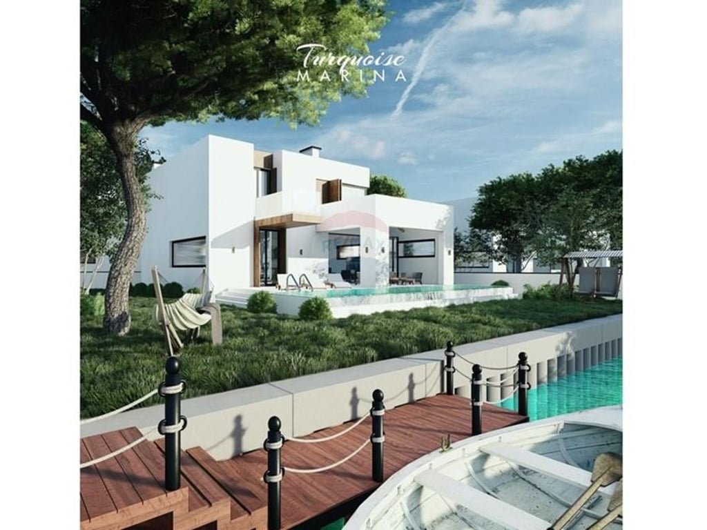 Elite Villa for sale at Turquoise Marina!