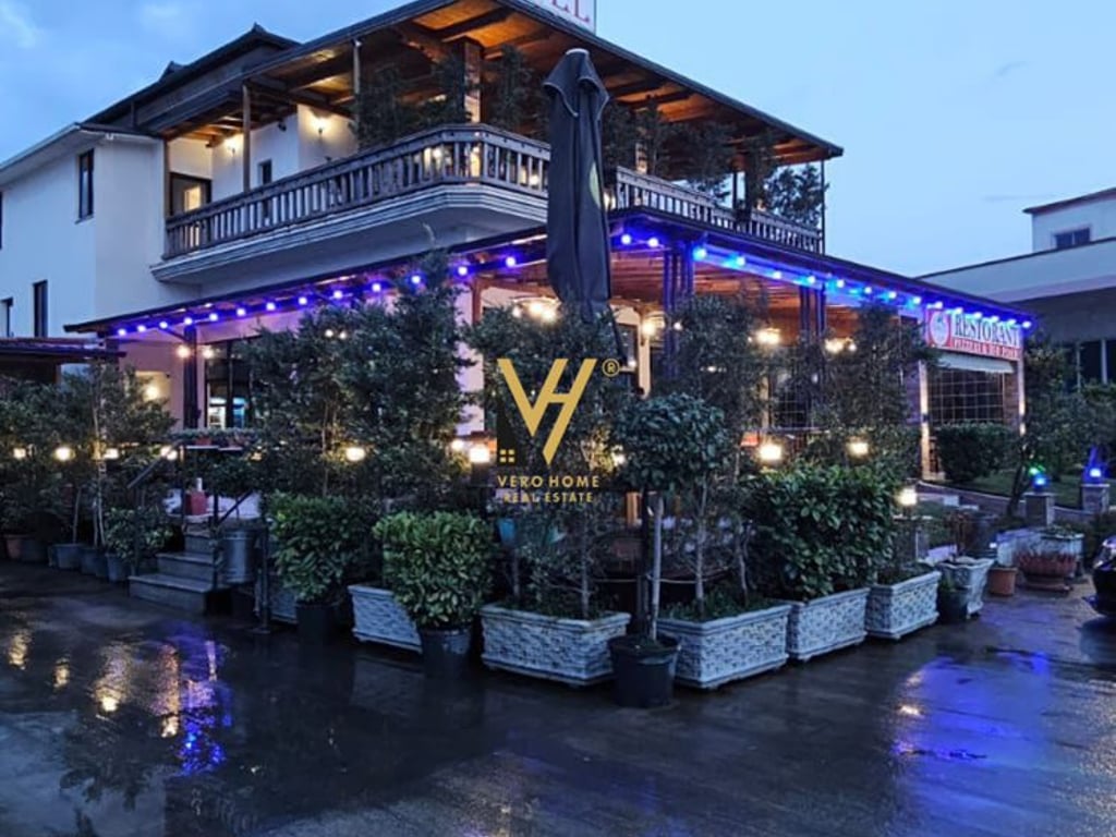 IN VENDITA EDIFICIO A 2 PIANI A VORE 750.000 EURO