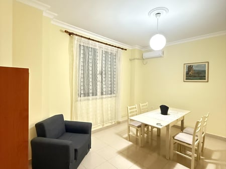 Affittasi appartamento 2+1, Don Bosko vicino alla scuola Qazim Turdiu 600 euro.