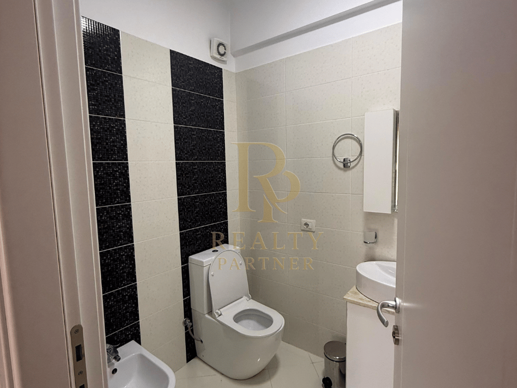 🔑Apartament 3+1 me Qira ,Kompleksi FZ (Liqeni i Thatë)