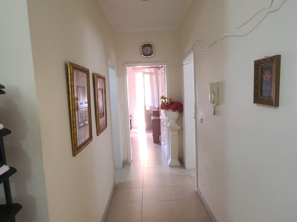 Shitet Apartament 2+1 tek Komuna e Parisit!