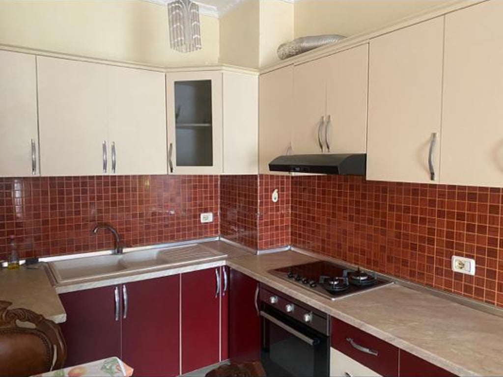 APARTAMENT ME QERA 2+1