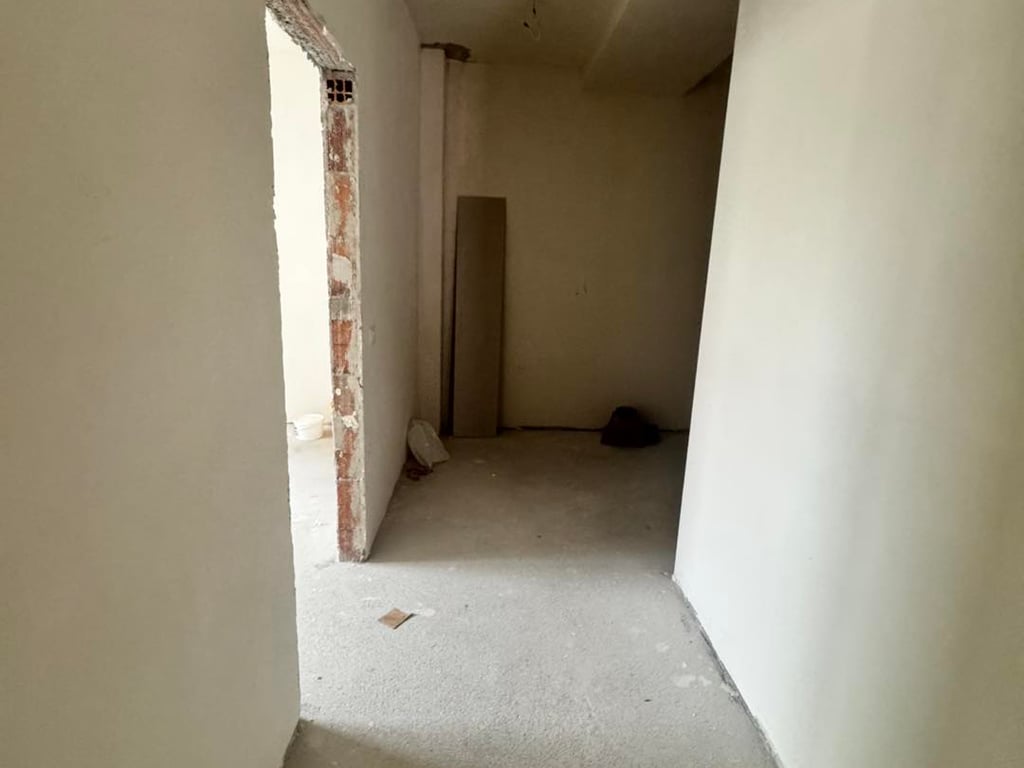 WE ARE RENTING AN OFFICE SPACE 2+1+2, 125M2 AT AVIATION FIELD