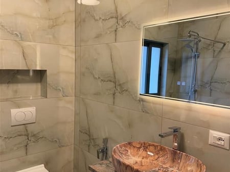 A 2+1 apartment is available for rent in Don Bosko.