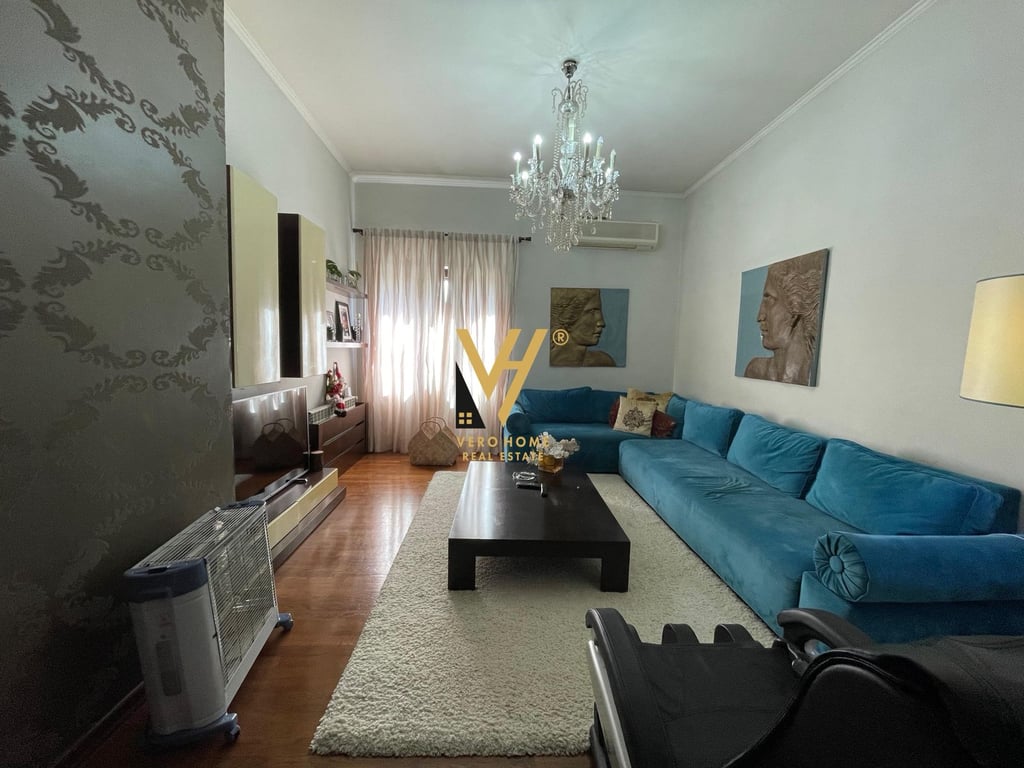 AFFITTASI APPARTAMENTO 2+1 IN CENTRO 1.500 EURO