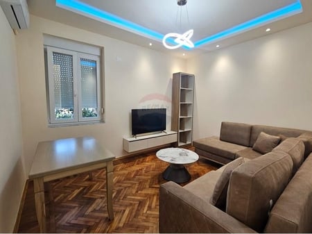 Appartamento 1+1 in affitto in Via di Dibra!