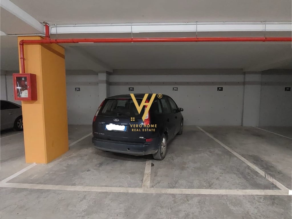 2+1 apartment with balcony for rent in Porcelan 1,000 euros.