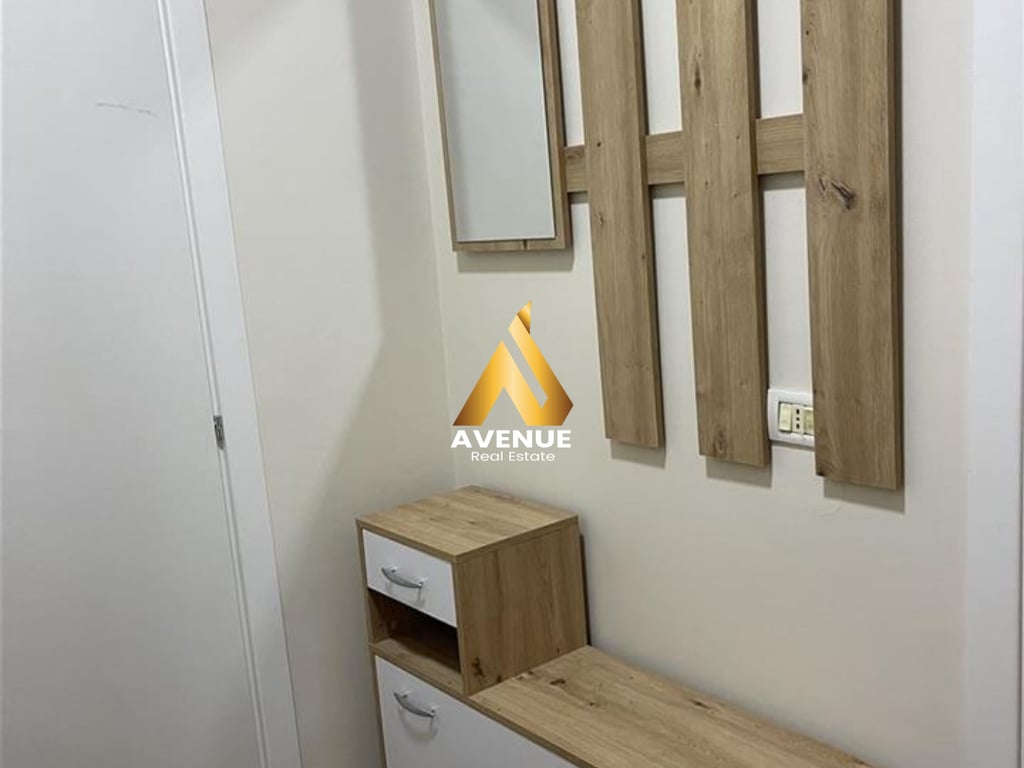 JEPET ME QERA  APARTAMENT 1+1  ISH RESTORANT DURRESI, TIRANE