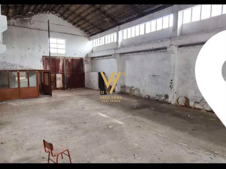 VENDESI MAGAZZINO 300 M2 VICINO ALL'AUTOSTRADA DURRES – SUKTH – TIRANA 200.000 EURO