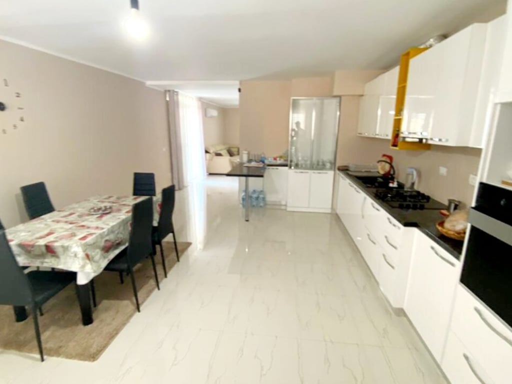 😍🔥For sale duplex apartment + garage + super terrace with a spectacular view of the city, Kavajë.