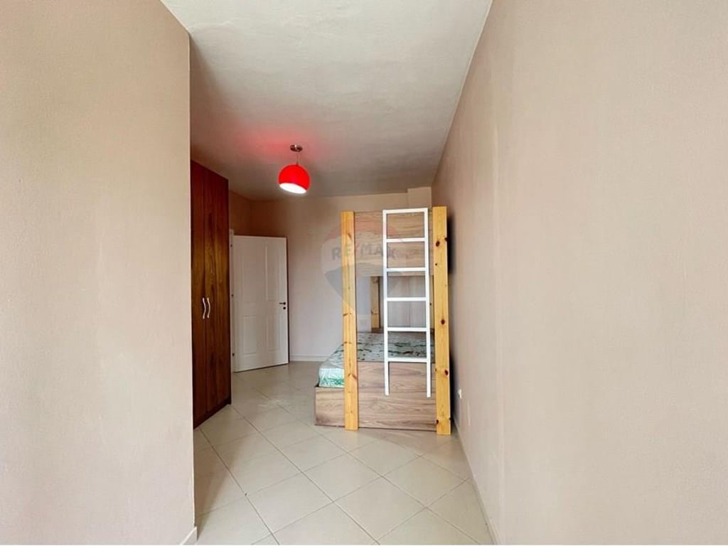 Duplex con due garage a Kodra e Diellit 1
