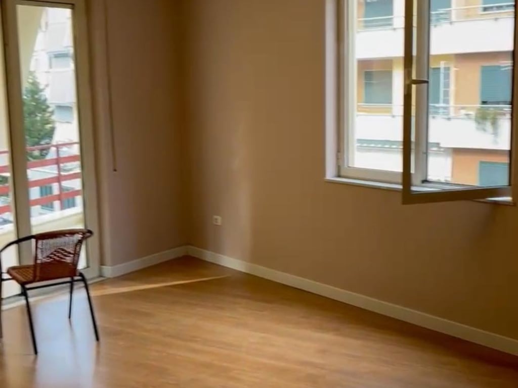 OFROJME PER QIRA APART 3+1+2+POST PARKIMI PRANE KOPSHTIT ZOOLOGJIK