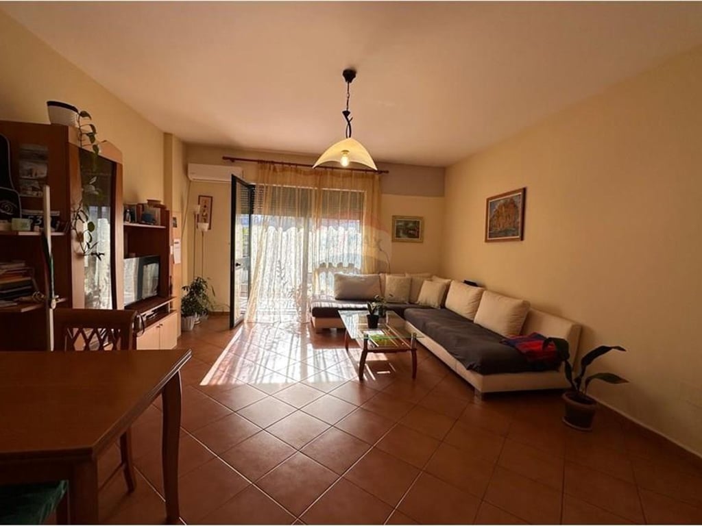 1+1 apartment for rent in Bllok